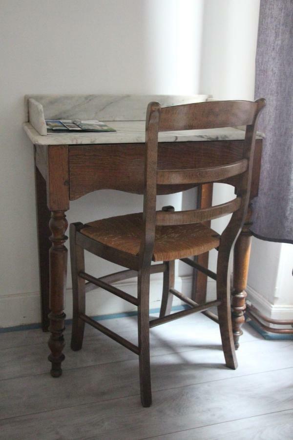 Aux Berges Du Coubisou Bed & Breakfast Bagian luar foto